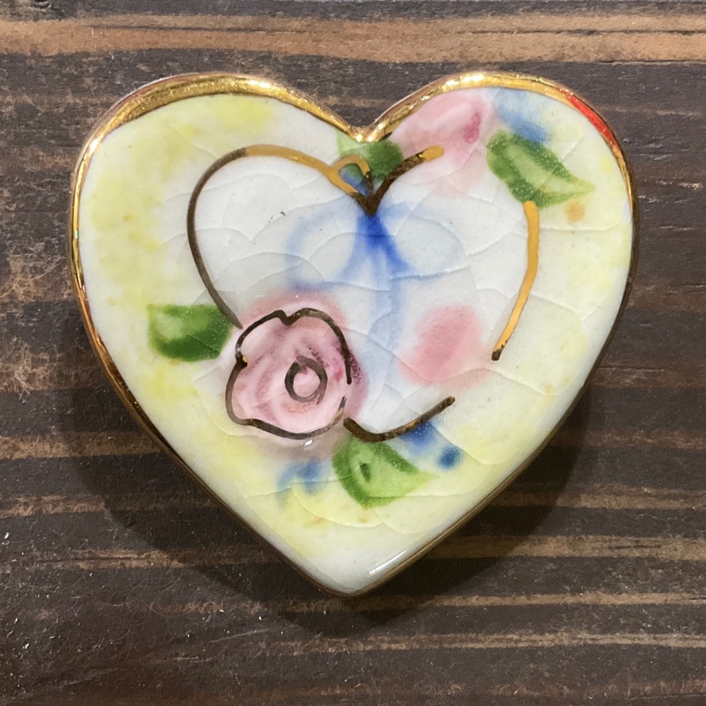 Heart Shaped Vintage Ceramic Brooch